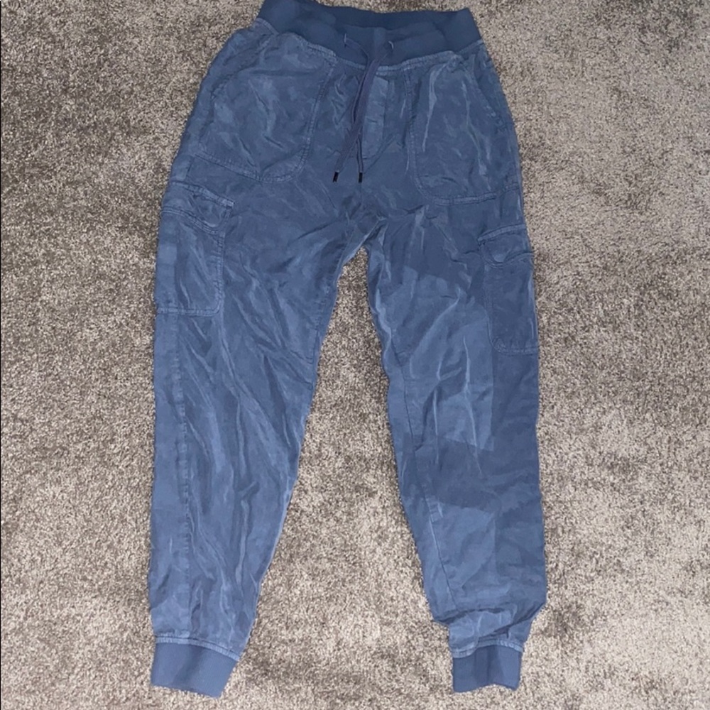 American eagle joggers